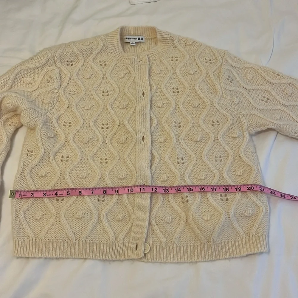 Uniqlo Japan cardigan sweater - Picture 4 of 10
